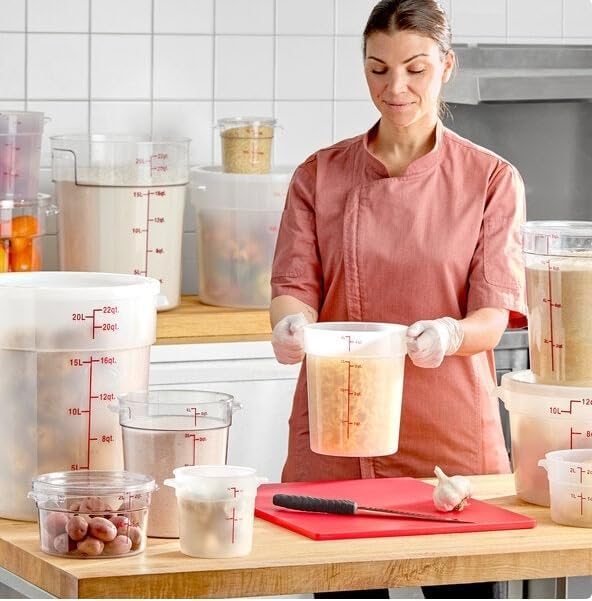 12 Qt. Clear Round Polycarbonate Food Storage Container with Lid, BPA Free, for Food Storage