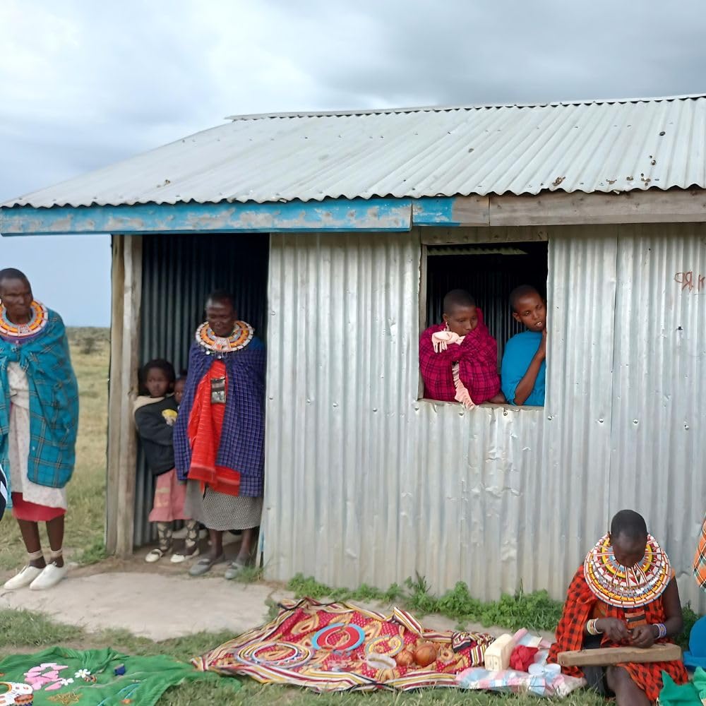 Love Hand Beaded Bracelet | Red and Black Glass Beads