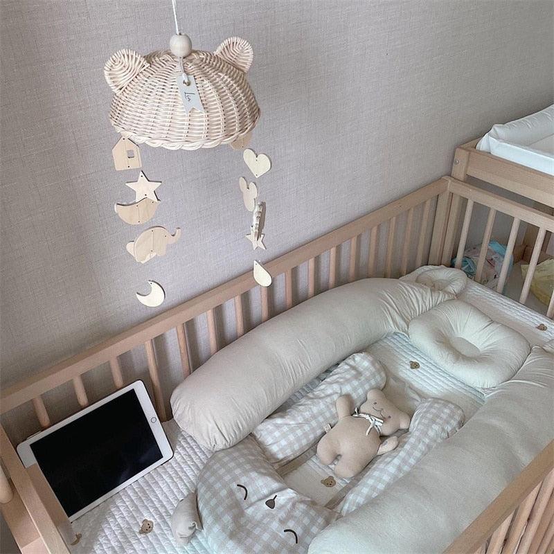 Wind Chime With Wooden Pendant Kids Room Decoration Wall Hanging Ornaments Clouds and Stars Sooth Pendant Toy Nursery Decoration Gift for Newborn Boys and Girls