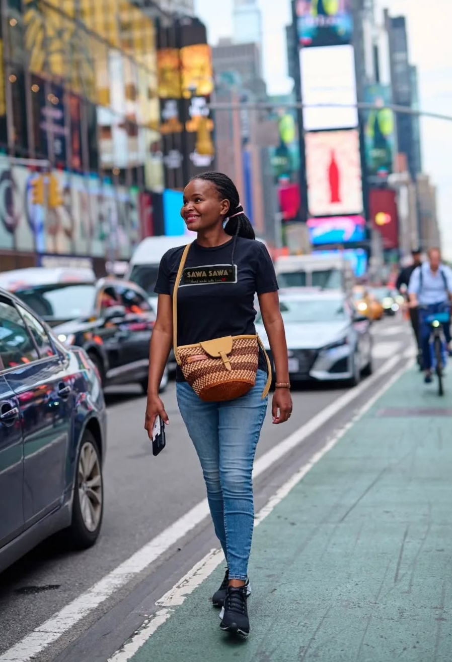 Life Damier Pattern Handwoven Sisal Straw Crossbody Shoulder Bag