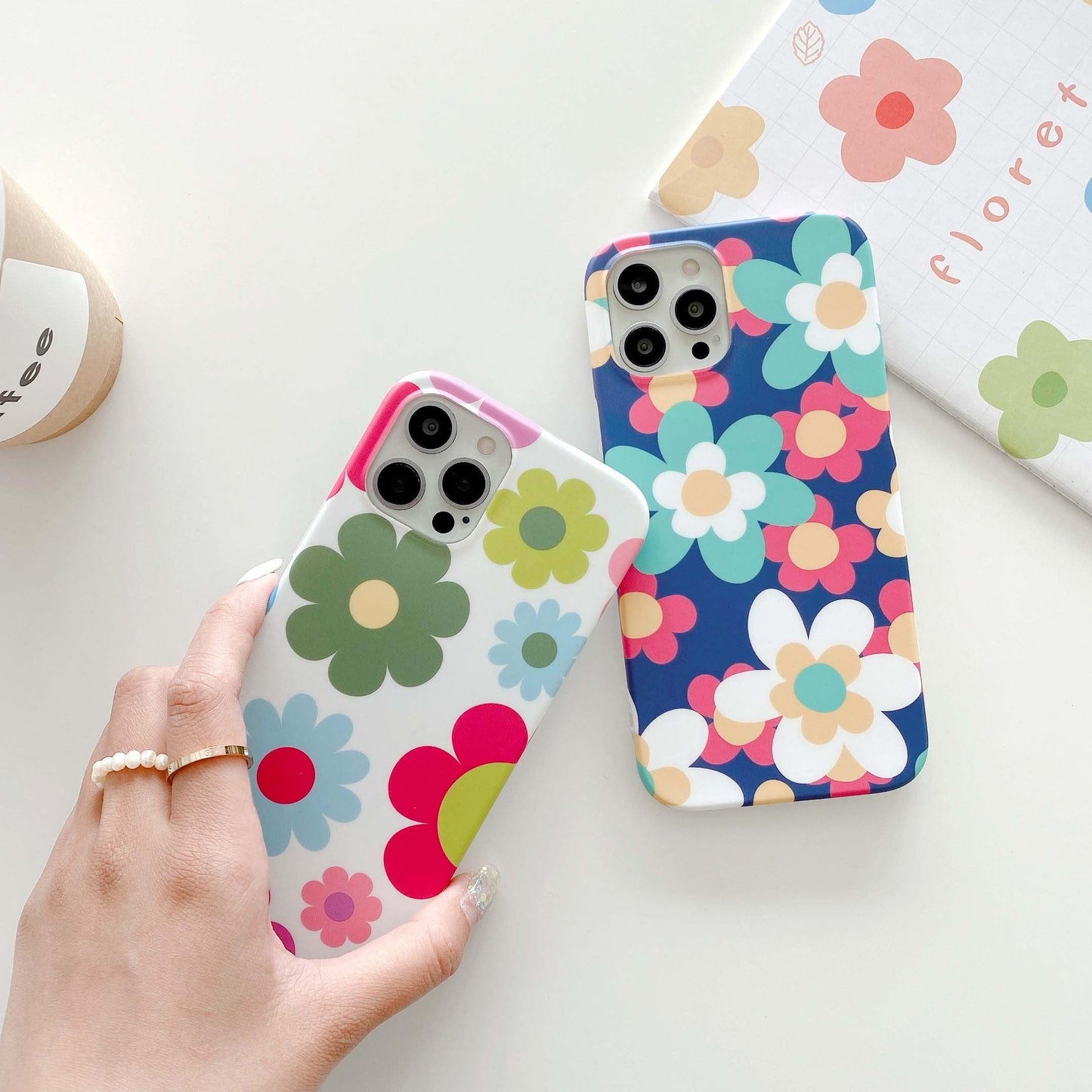 Cute Smooth Flower Phone Case For Iphone 13 11 Pro Max 12 Mini X Xr Xs Max 7 8 Plus Anti Knock Back Phone Cover Case Silicone Ultra Thin Shockproof Mobile Phone Case With Fashion Pattern Soft Bumper Full Body Protective Case For Iphone
