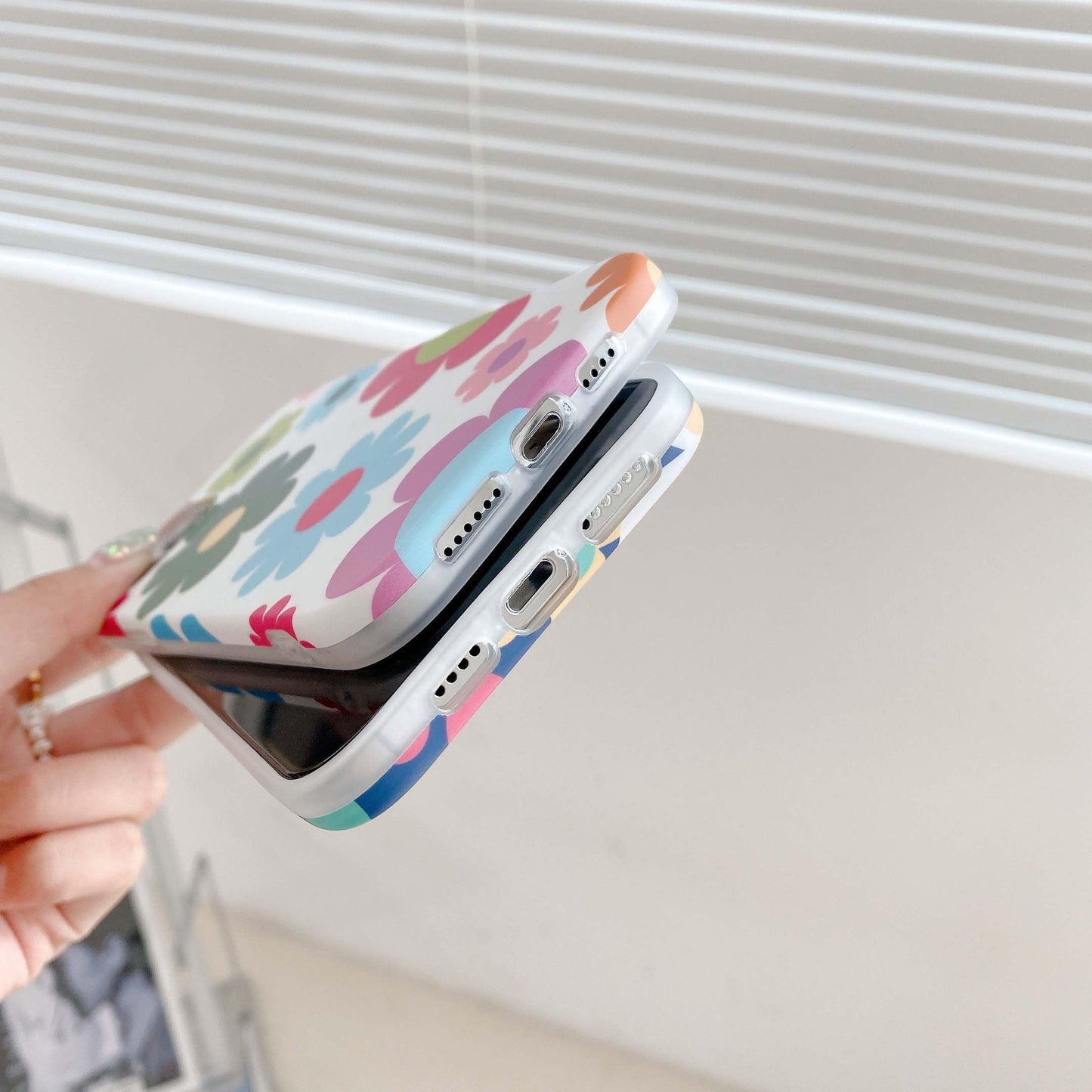 Cute Smooth Flower Phone Case For Iphone 13 11 Pro Max 12 Mini X Xr Xs Max 7 8 Plus Anti Knock Back Phone Cover Case Silicone Ultra Thin Shockproof Mobile Phone Case With Fashion Pattern Soft Bumper Full Body Protective Case For Iphone
