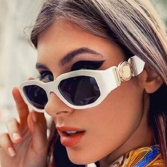 Small Rectangle Shape Sunglasses For Men & Women New Square Shape Sun Glasses For Traveling Decent Shades Vintage & Retro Style Sunglasses For Men & Women