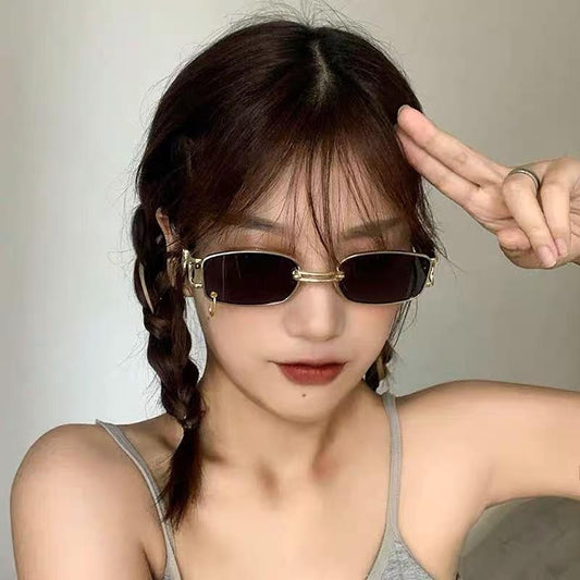 Stylish Fashionable Women Sunglasses Trending & Luxury  Square Popular Design Men Glasses New Vintage Metal Black Comfortable Lenses Outdoor Travel Driving Sunglasses