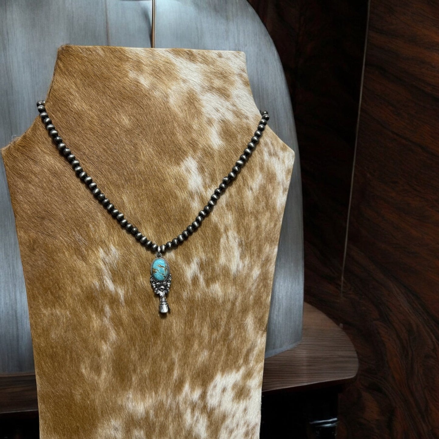 Western Style Pearl with Single Squash Blossom Pendant Necklace - 16 inch